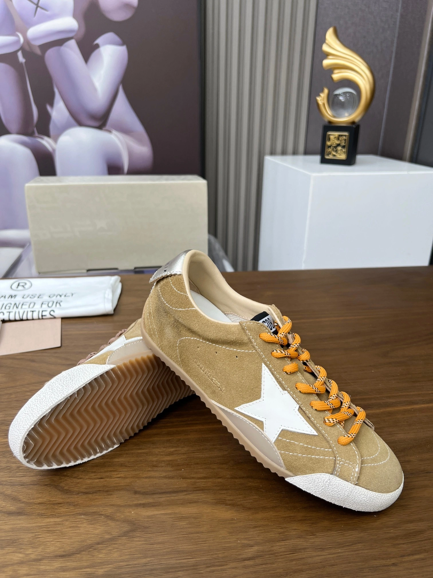 6642 GMF00922.F007393.55667 Calfskin item:ET-X000F1803